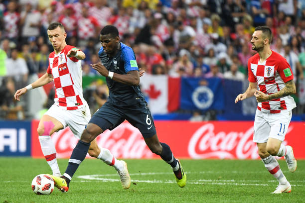 在足球比赛 在足球比赛